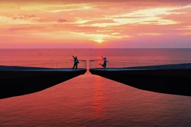 Du khách khoe loạt khoảnh khắc Valentine ngọt ngào trên khắp các Sun World