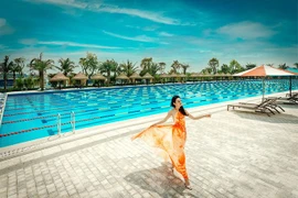 Check-in ‘đẹp không tì vết’ tại Vịnh biển Bốn mùa ngay phía Đông Thủ đô