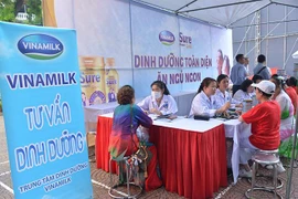 Vinamilk đồng hành cùng hơn 2.000 người cao tuổi Thủ đô nhân ngày Quốc tế người cao tuổi