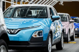 Khách Việt sốt sắng trước cơ hội vàng sở hữu ‘xe quốc dân’ VF 5 Plus