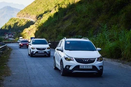 Miễn 100% lệ phí trước bạ cho Fadil, VinFast cùng khách hàng bước qua đại dịch