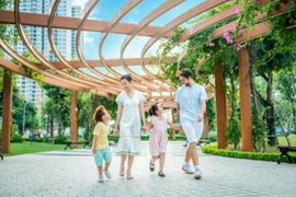 Cuộc sống đa sắc màu văn hóa hút cư dân về Vinhomes Smart City