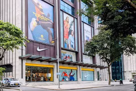 Thấy gì từ ‘cuộc đổ bộ’ mới của loạt thương hiệu quốc tế đình đám như Nike, Lush?