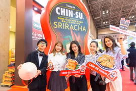 Tương ớt Chinsu Sriracha vừa ra mắt đã thu hút ở Nhật Bản vì vị cay thơm độc đáo