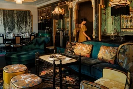 Sun Hospitality Group lần đầu tiên đạt cúp giải thưởng Thương hiệu mạnh - Phát triển bền vững 2023