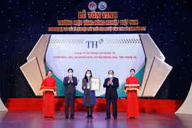 TH true TEA và TH true MILK đạt Thương hiệu Vàng nông nghiệp Việt Nam