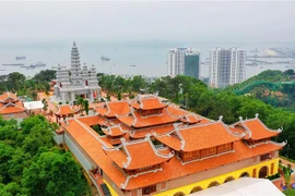 Du ngoạn Quảng Ninh, đừng quên ghé thăm những ngôi chùa độc nhất vô nhị