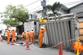 EVNHANOI triển khai đồng bộ các giải pháp đảm bảo cấp điện mùa hè 2024