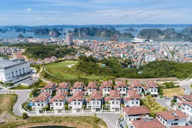 Tung ưu đãi đặc biệt, “20 năm có 1” FLC Grand Villa Halong hút lực đầu tư