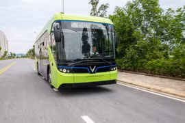 Xe buýt điện có đạt mục tiêu kép về giao thông và môi trường?