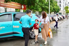 Xanh SM ra mắt dịch vụ Xanh2School đưa đón học sinh, sinh viên tới trường