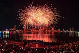 Lễ hội pháo hoa Quốc tế Đà Nẵng và những cảm xúc 'chỉ xem tại khán đài mới có'