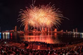 Lễ hội pháo hoa Quốc tế Đà Nẵng và những cảm xúc 'chỉ xem tại khán đài mới có'