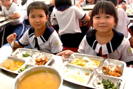 Phú Thọ triển khai phần mềm thực đơn giúp cải thiện dinh dưỡng cho bà mẹ và trẻ nhỏ