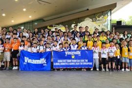 Vinamilk đồng hành các đội Robotacon Việt Nam toả sáng tại đấu trường quốc tế