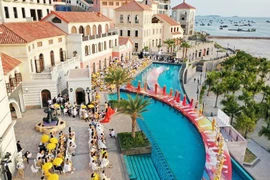 Fashion Voyage #3 khiến Nam Phú Quốc bừng sáng như một “kinh đô thời trang”