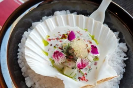 ‘Độc lạ’ menu bữa tiệc của hai ngôi sao Michelin chỉ có 14 người được thưởng thức tại Capella Hanoi