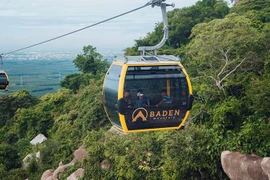 Sun World BaDen Mountain giảm giá “khủng” trong 3 ngày mừng sinh nhật 1 tuổi