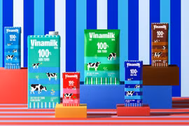 ‘Bắt gặp’ các sản phẩm được ‘thay áo mới’ đầu tiên của Vinamilk tại nhà máy