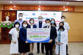 Dinh dưỡng yêu thương giúp sản phụ mắc Covid-19 'đi biển' nhưng không… một mình