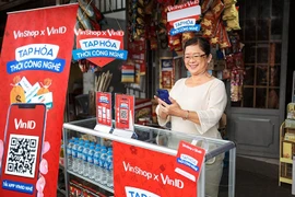 VinShop “bắt tay” Techcombank ra mắt dịch vụ hỗ trợ vốn cho chủ tạp hoá mùa Tết 2021