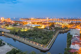 Quảng Bình nâng cấp hạ tầng, thu hút dòng giao thương