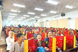 Quỹ Thiện Tâm đón nhận Huân chương Lao động hạng Nhất của Chủ tịch nước