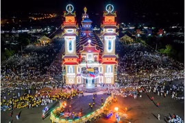 Tháng 8 âm lịch, Tây Ninh rộn ràng với Hội Yến Diêu Trì Cung và Tết Trung thu