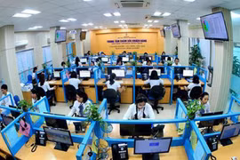 Trung tâm chăm sóc khách hàng EVNHANOI: Giải đáp mọi thắc mắc về dịch vụ điện 24/7
