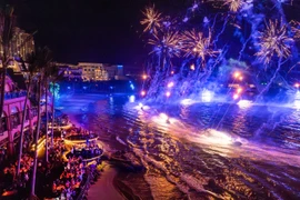 30 chuyến bay quốc tế mỗi ngày, Phú Quốc và hành trình 'thoát ngài hóa bướm'