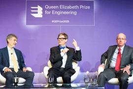 5 Chủ nhân Giải thưởng VinFuture được vinh danh tại Giải thưởng Nữ hoàng Elizabeth 2025