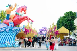 Mùa Tết ‘bội thu’ của giới trẻ sau 58 ngày đắm chìm trong thế giới diệu kỳ của Lễ hội Xuân lớn nhất Việt Nam