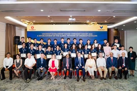 Vingroup trao 48 tỷ đồng học bổng du học Thạc sĩ, Tiến sĩ KHCN 2022, thành lập mạng lưới học giả trẻ Vingroup toàn cầu