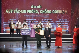 MB ủng hộ 60 tỷ đồng vào Quỹ vaccine phòng COVID-19