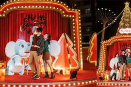 Khám phá thế giới cổ tích nhiệm màu qua không gian Giáng sinh tại Vincom