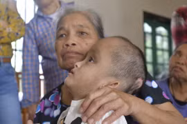 Những con người tận cùng bất hạnh lại tìm thấy bình yên