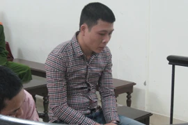 Chạy "xe ôm" không đủ, tranh thủ cướp giật tài sản các thiếu nữ