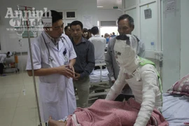 Clip: Công nhân bị bỏng nặng sau vụ nổ nồi hơi tại Nghệ An