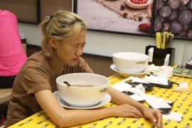 Thí sinh Cuộc đua kỳ thú "phồng mồm, trợn mắt" ăn bát phở dành cho 4 người