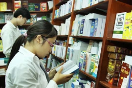 Không thể “thả rông” thị trường từ điển