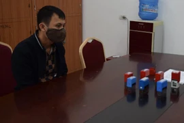 Nam công nhân ‘kiếm thêm’ bằng dịch vụ…làm giả Căn cước công dân gắn chíp