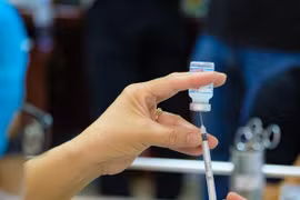 Cơ quan điều tra vào cuộc vụ ‘tiêm vắc- xin mất tiền” tại phường Vĩnh Phúc