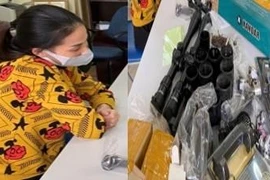 Manh mối đường dây buôn linh kiện súng từ...người phụ nữ chờ giao hàng