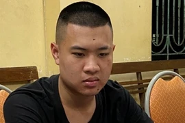 Bàng hoàng 2 'võ sỹ' hẹn nhau lên cầu, dùng dao quyết chiến vì số tiền 1 triệu đồng