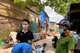 Công an huyện Gia Lâm: Xử phạt 28 trường hợp vi phạm quy định phòng chống dịch Covid 19