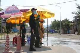 Phần thưởng ý nghĩa với các lực lượng thực hiện nhiệm vụ tại các chốt kiểm soát dịch bệnh