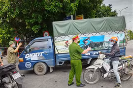 Quản lý chặt di biến động công dân từ vùng dịch về địa phương