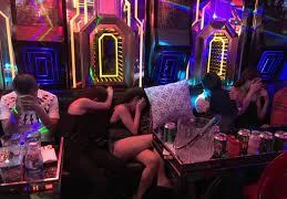 Hà Nội: 4 cô gái thế hệ 10X thác loạn 'tiệc ma túy' ở chung cư cao cấp