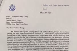 Tùy viên an ninh Đại sứ quán Hoa kỳ tại Hà Nội gửi thư cám ơn Công an quận Tây Hồ