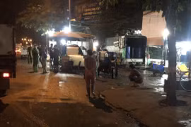 Triển khai chốt kiểm soát phòng chống Covid tại chợ cá lớn nhất miền Bắc